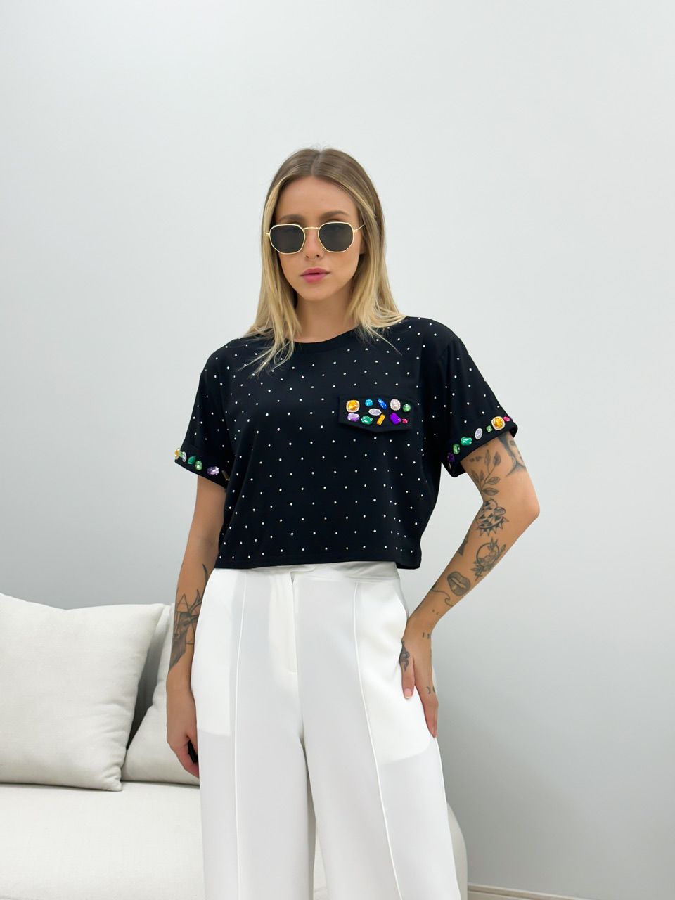 BLUSA ANGEL PEDRARIA PRETA - 0048890033 - CAROLLA FERRARO