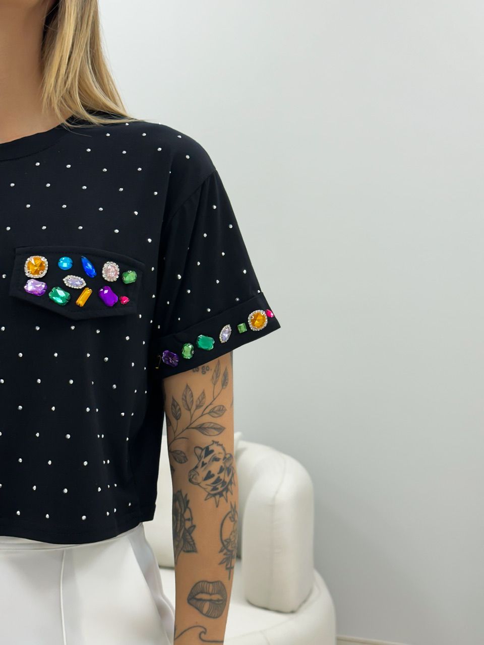 BLUSA ANGEL PEDRARIA PRETA