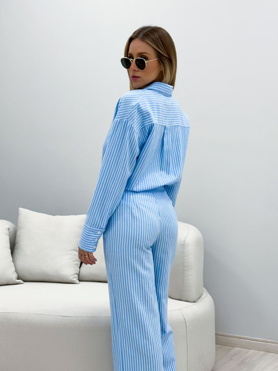 CONJUNTO JÉSSICA LISTRADO AZUL CLARO