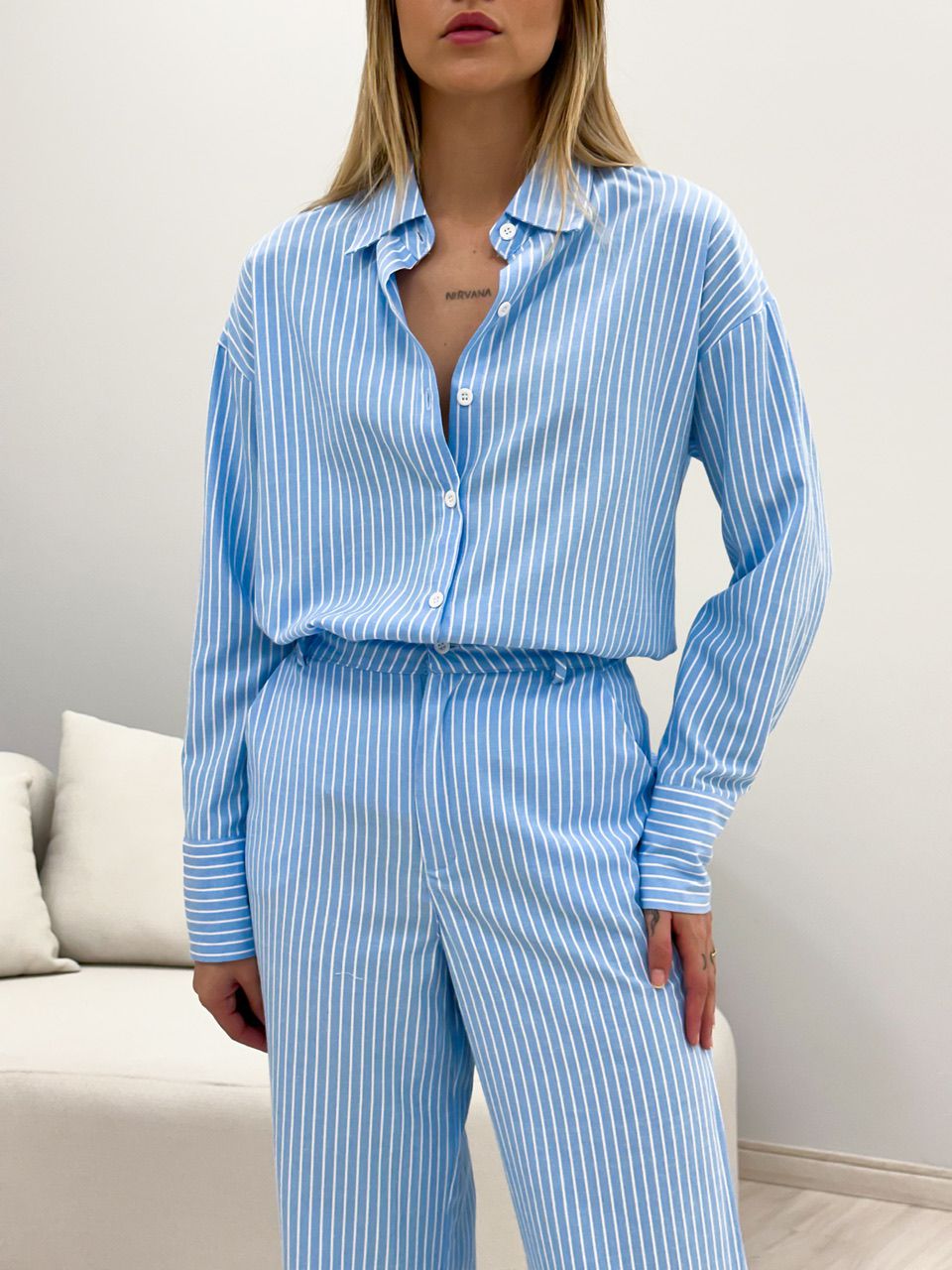 CONJUNTO JÉSSICA LISTRADO AZUL CLARO