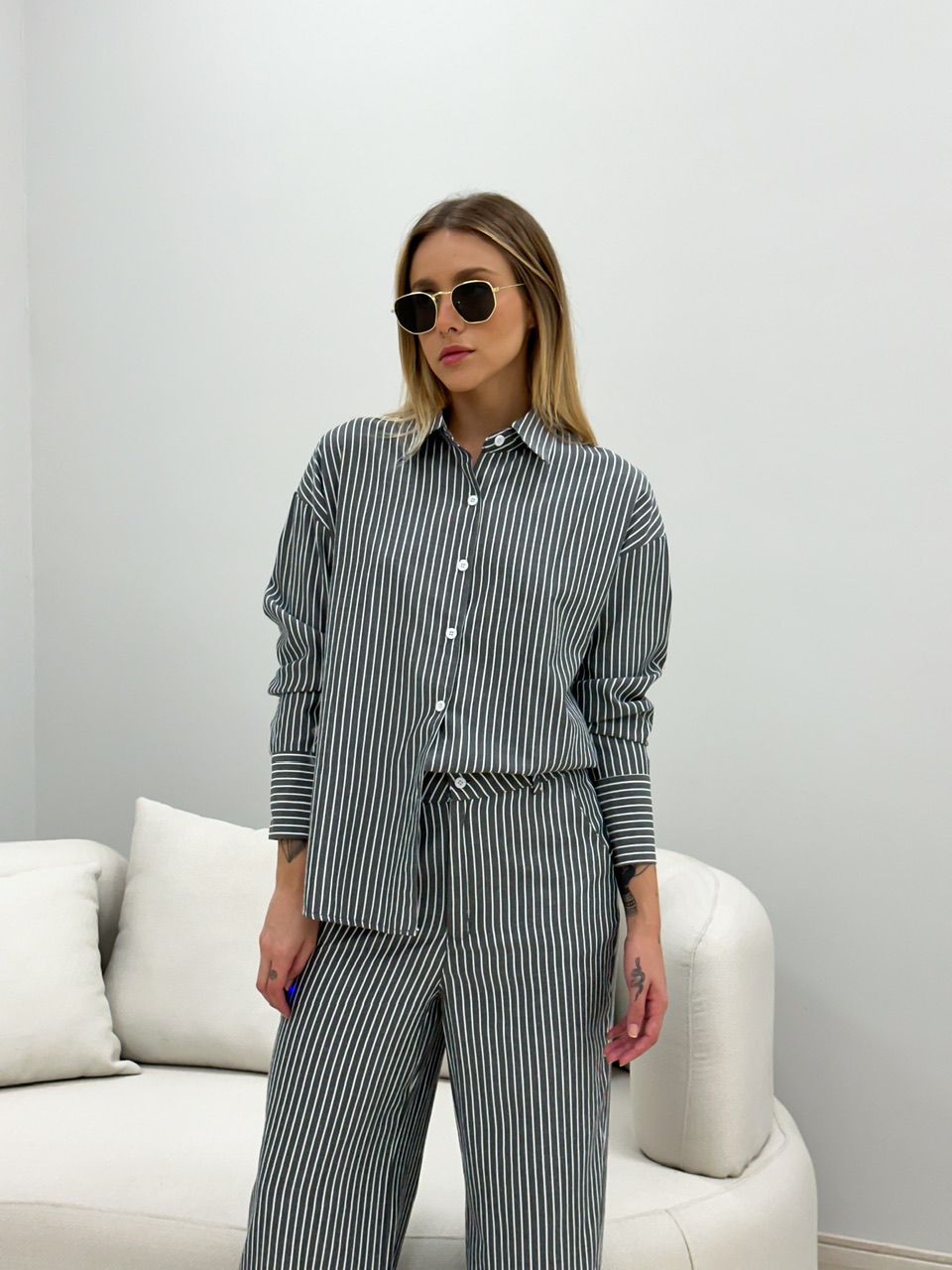CONJUNTO JÉSSICA LISTRADO PRETO