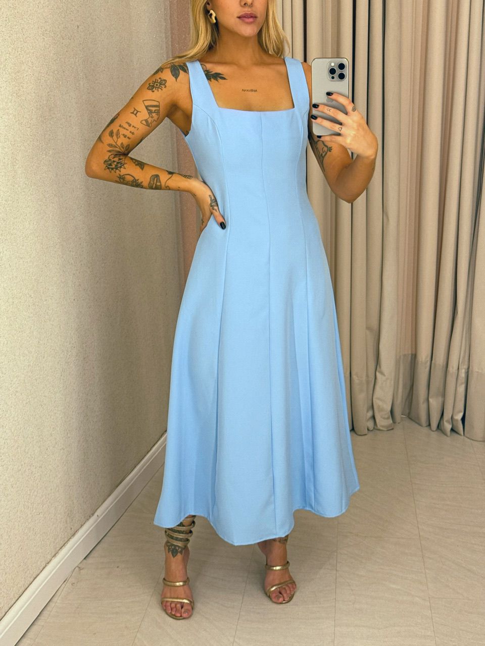 VESTIDO CAROLINE MIDI AZUL