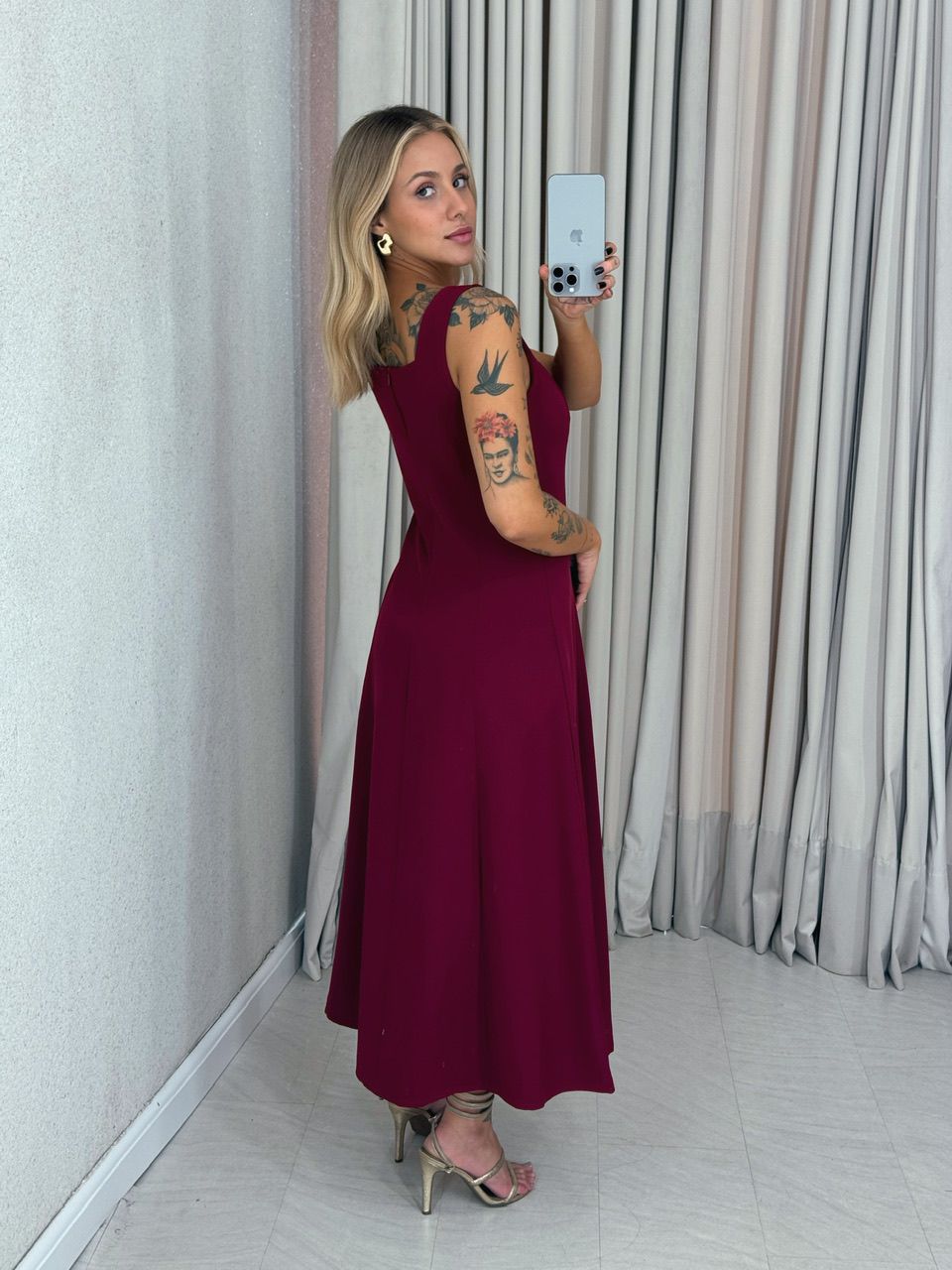 VESTIDO CAROLINE MIDI CHERRY RED