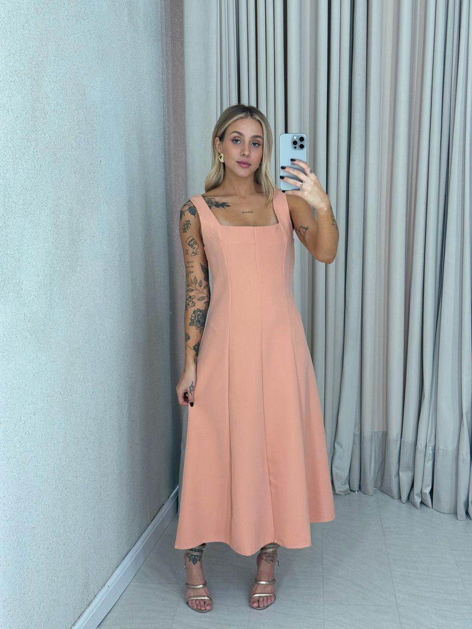VESTIDO CAROLINE MIDI SALMÃO