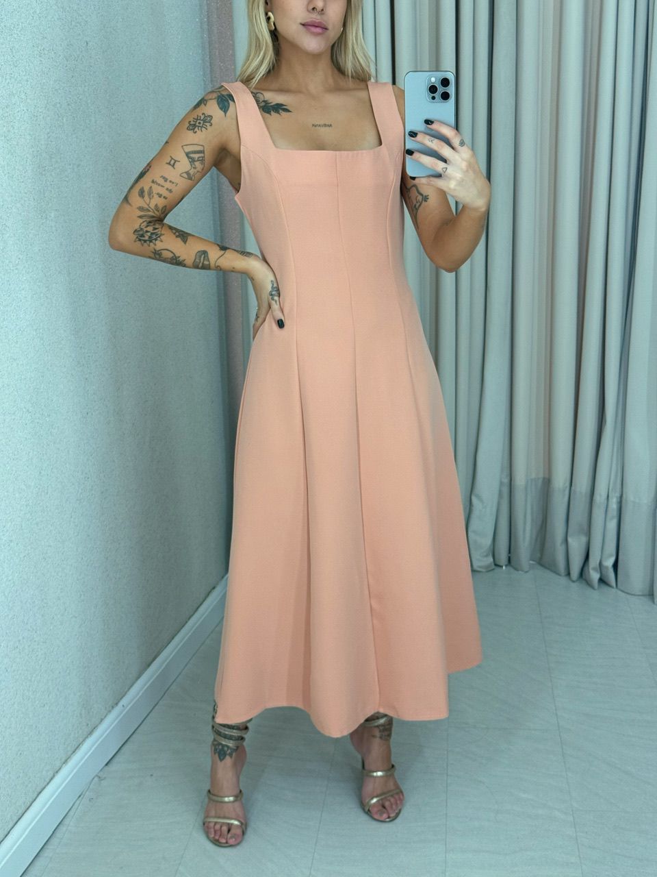 VESTIDO CAROLINE MIDI SALMÃO
