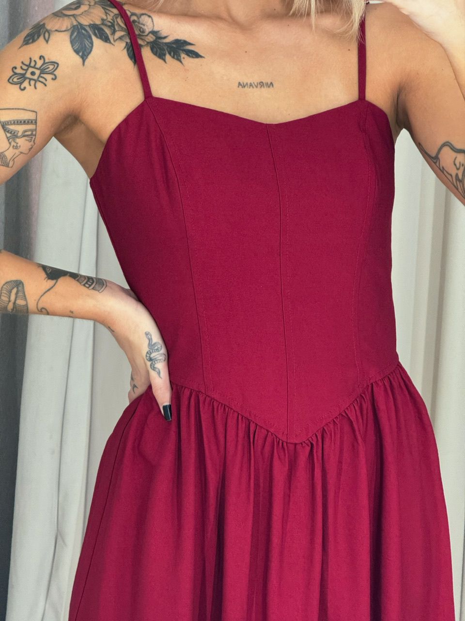 VESTIDO LIDIANE ALÇA vermelho