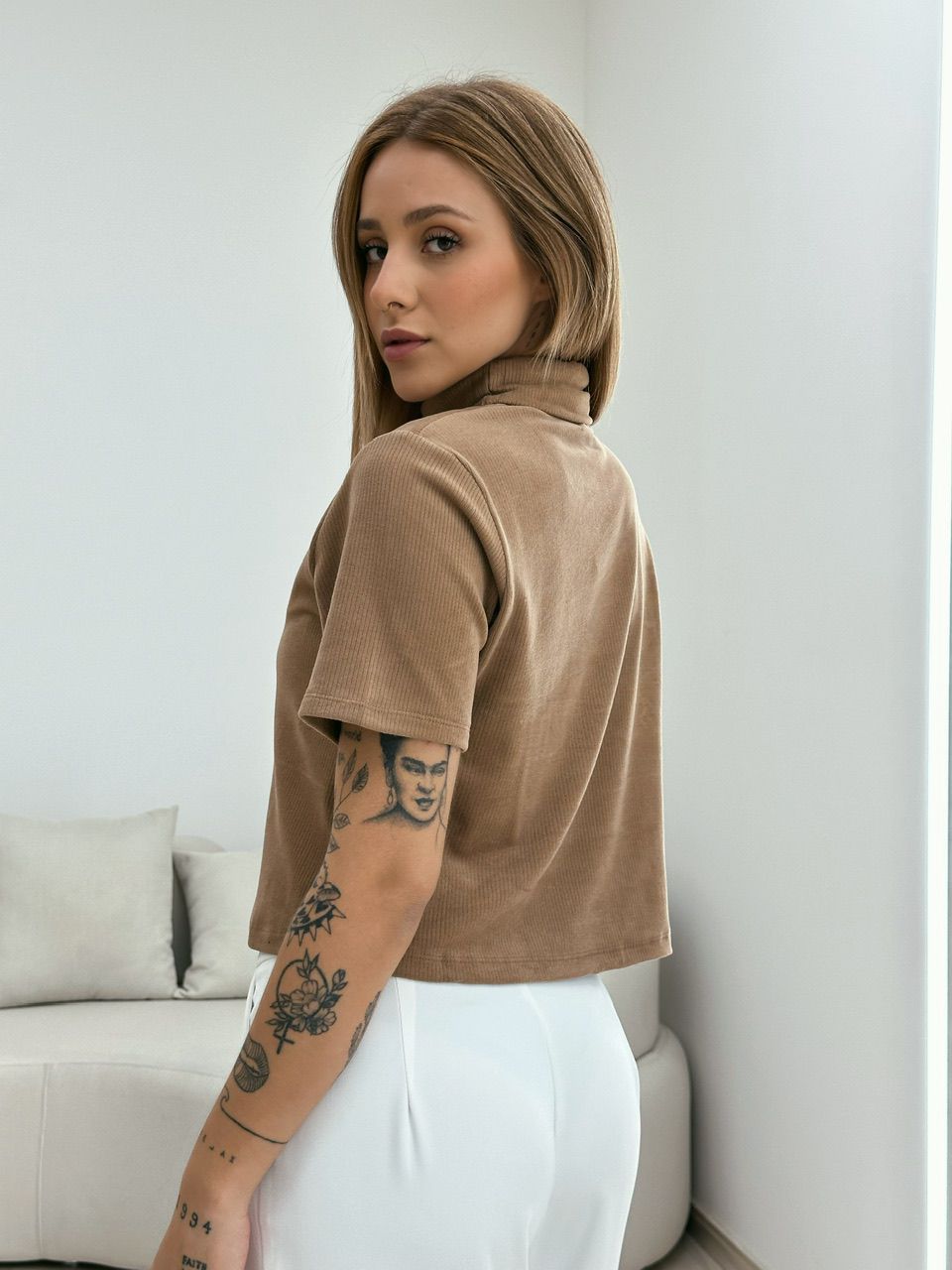 BLUSA LÍVIA CANELADA MARROM