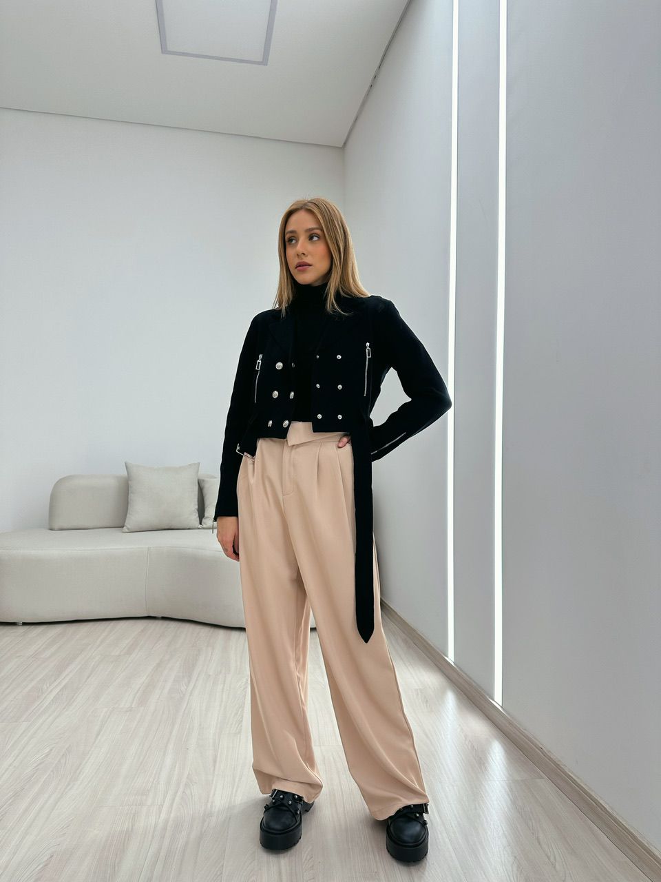 JAQUETA DUDA CROPPED PRETO