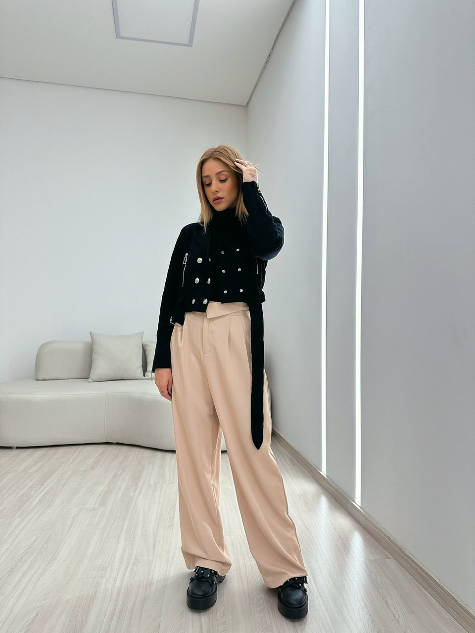 JAQUETA DUDA CROPPED PRETO