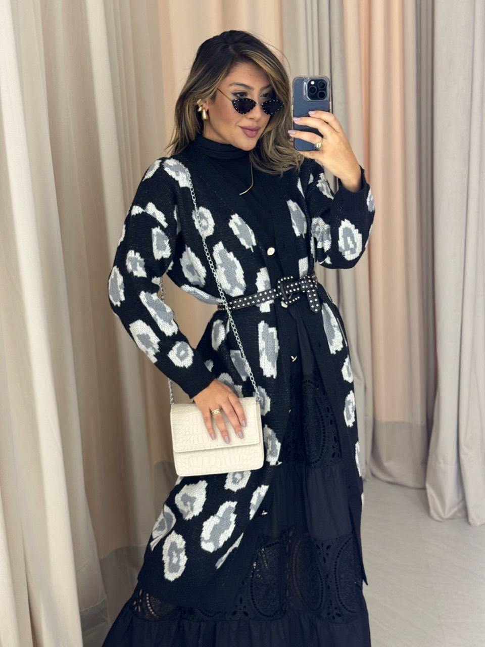 SOBRETUDO ANIMAL PRINT PRETO - 0049870032 - CAROLLA FERRARO