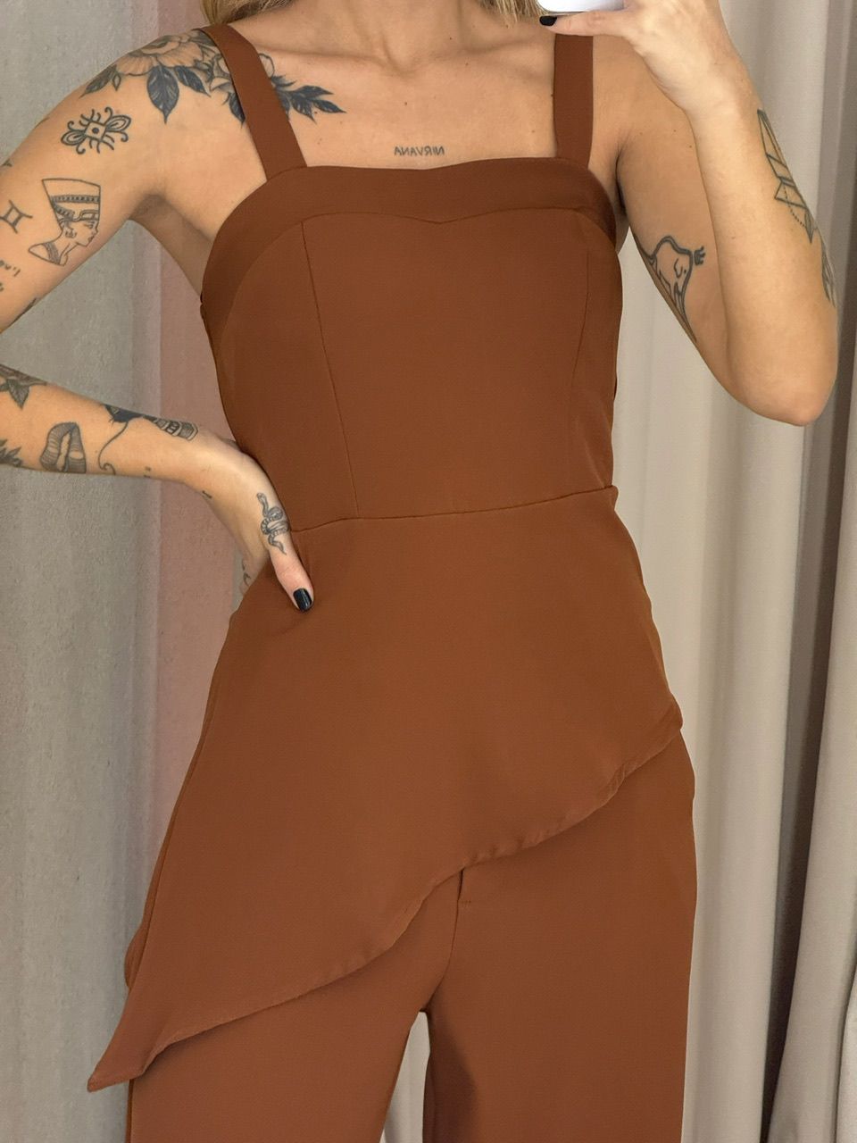 CONJUNTO VITÓRIA BLUSA ASSIMÉTRICA TERRA COTA 