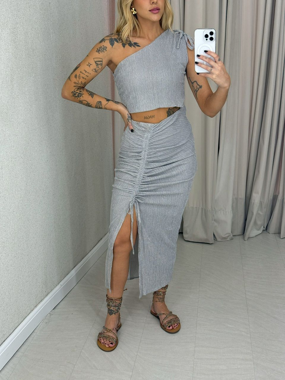 VESTIDO ROSANA NULA MANGA CINZA