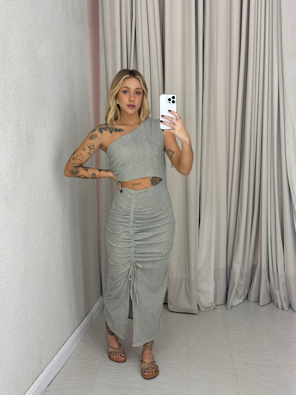 VESTIDO ROSANA NULA MANGA VERDE - 0062460014 - CAROLLA FERRARO