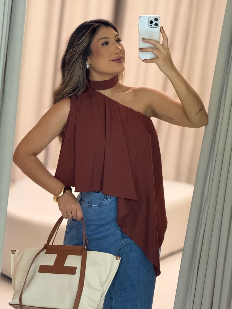 BLUSA ZOE GOLA ASSIMÉTRICA TELHA - 0061870180 - CAROLLA FERRARO