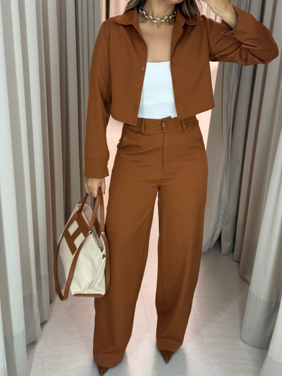 CONJUNTO EUGÊNIA CALÇA CARAMELO