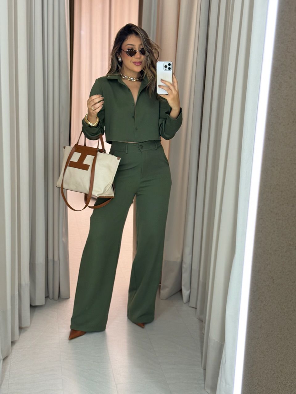 CONJUNTO EUGÊNIA CALÇA VERDE - 0064450014 - CAROLLA FERRARO