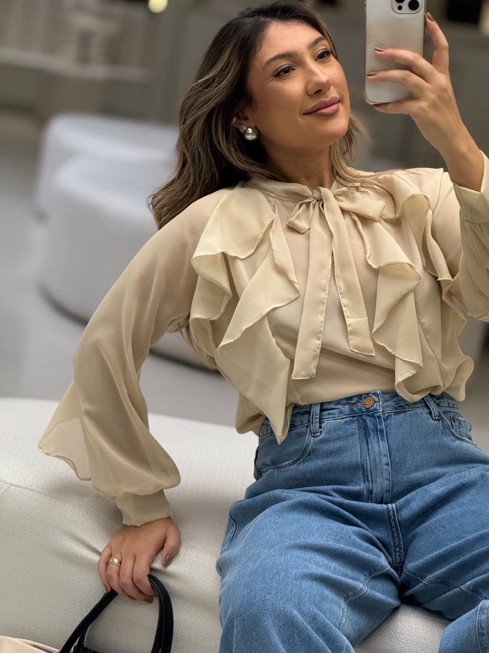 BLUSA ANITA BABADOS AREIA - 0064460110 - CAROLLA FERRARO