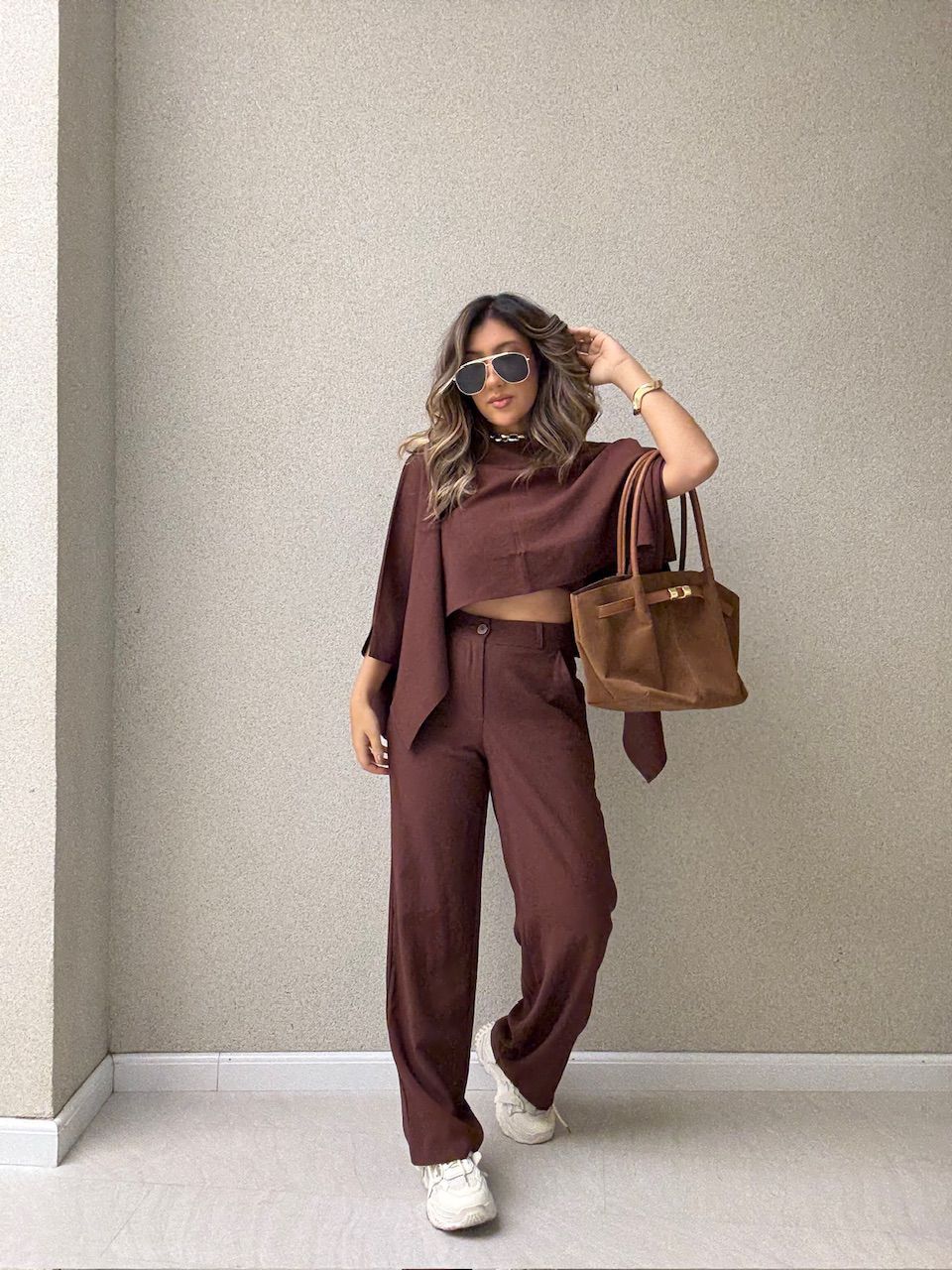 CONJUNTO FLAVIANA CAPA MARROM - 0064490054 - CAROLLA FERRARO
