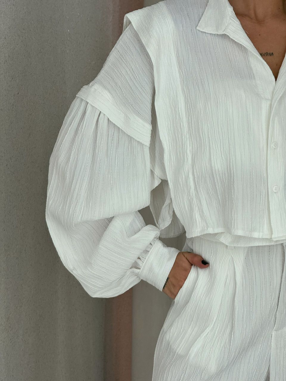 CAMISA CROPPED CF OVER off