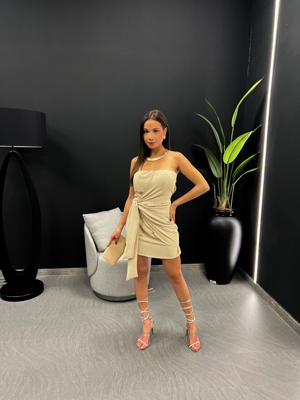 VESTIDO ADRIELE TOMARA QUE CAIA NUDE
