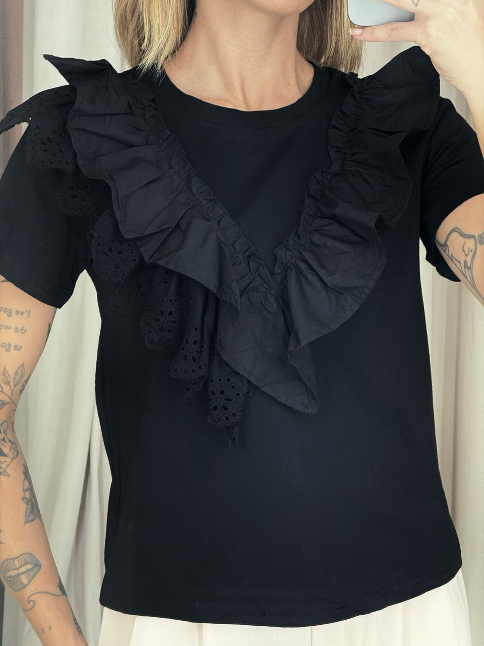 BLUSA HELOISA BABADOS PRETA