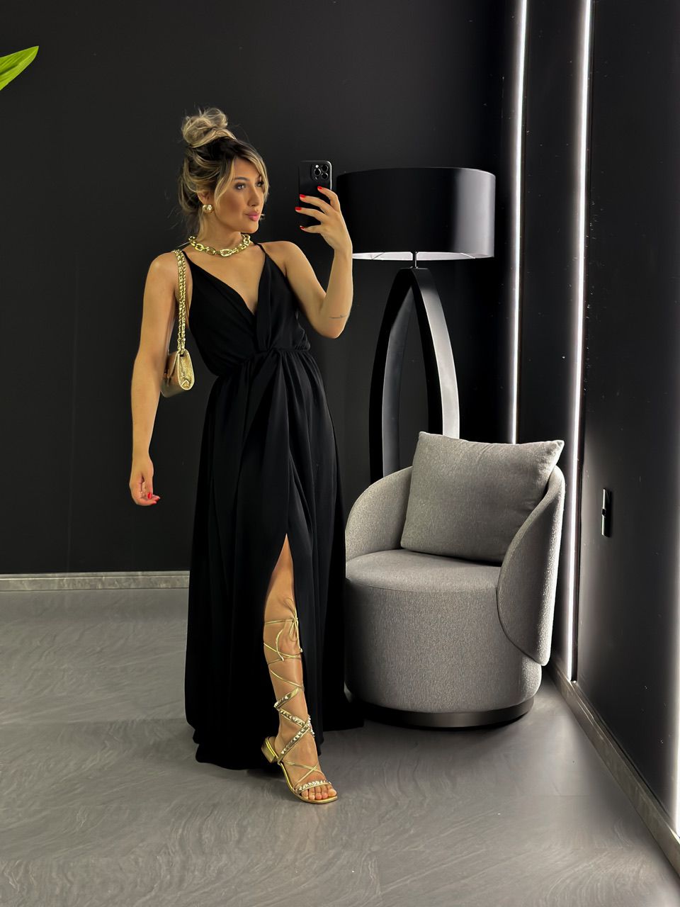 VESTIDO ALÇA NÓ LONGO PRETO