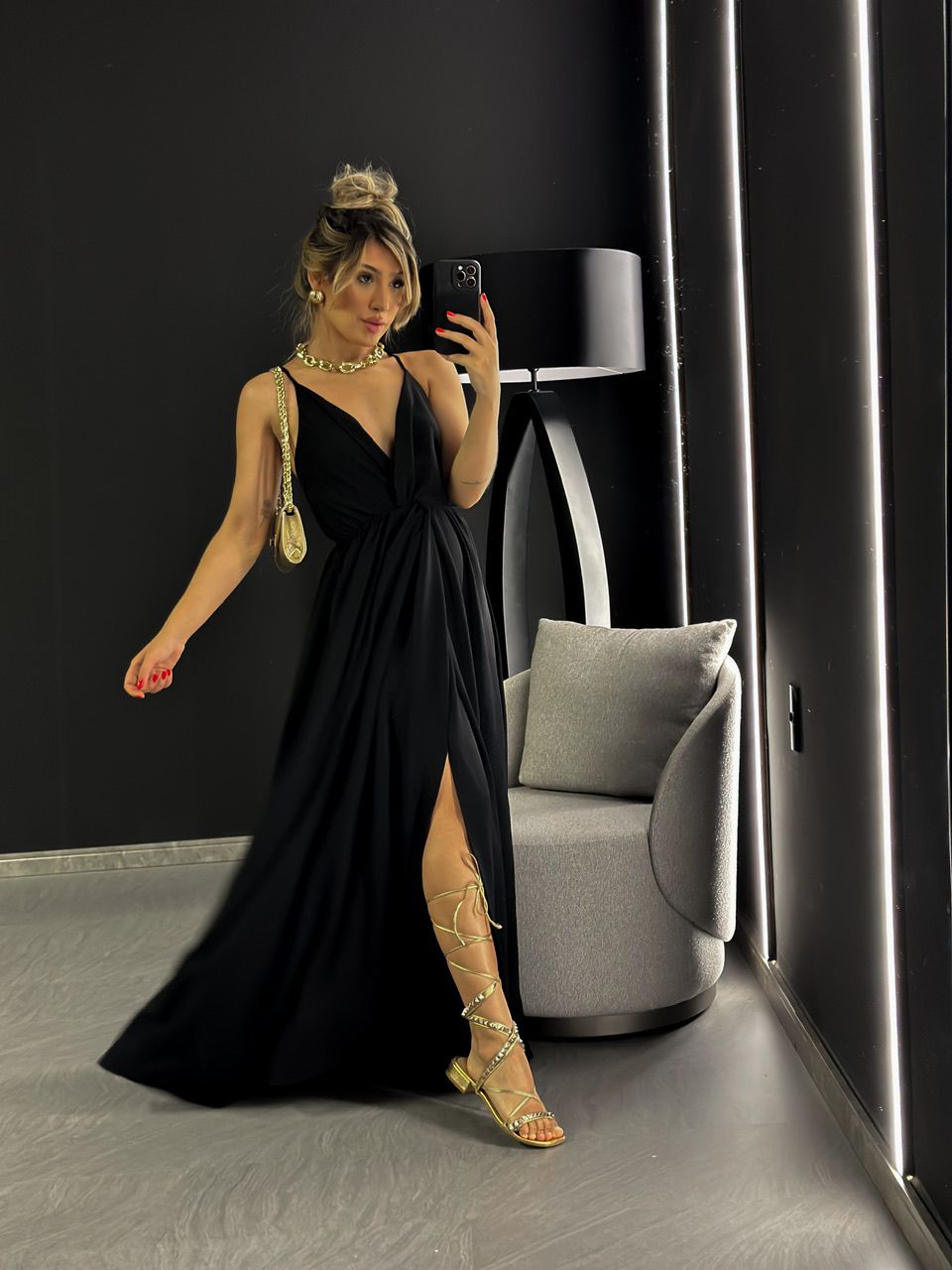 VESTIDO ALÇA NÓ LONGO PRETO - 0046510032 - CAROLLA FERRARO