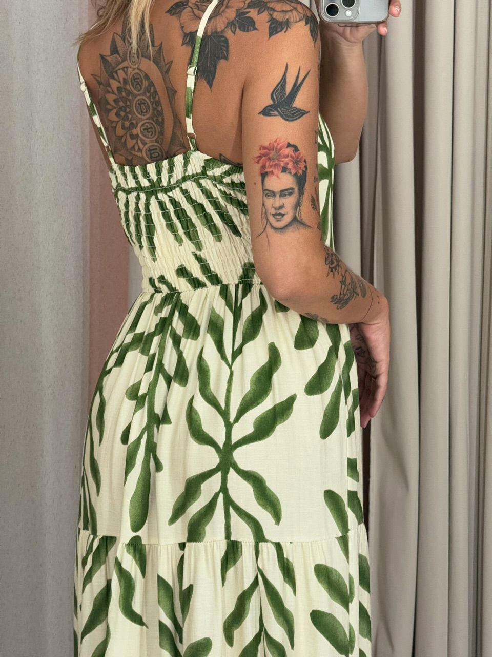 VESTIDO EMILIA ALÇA ESTAMPADO OFF/ VERDE