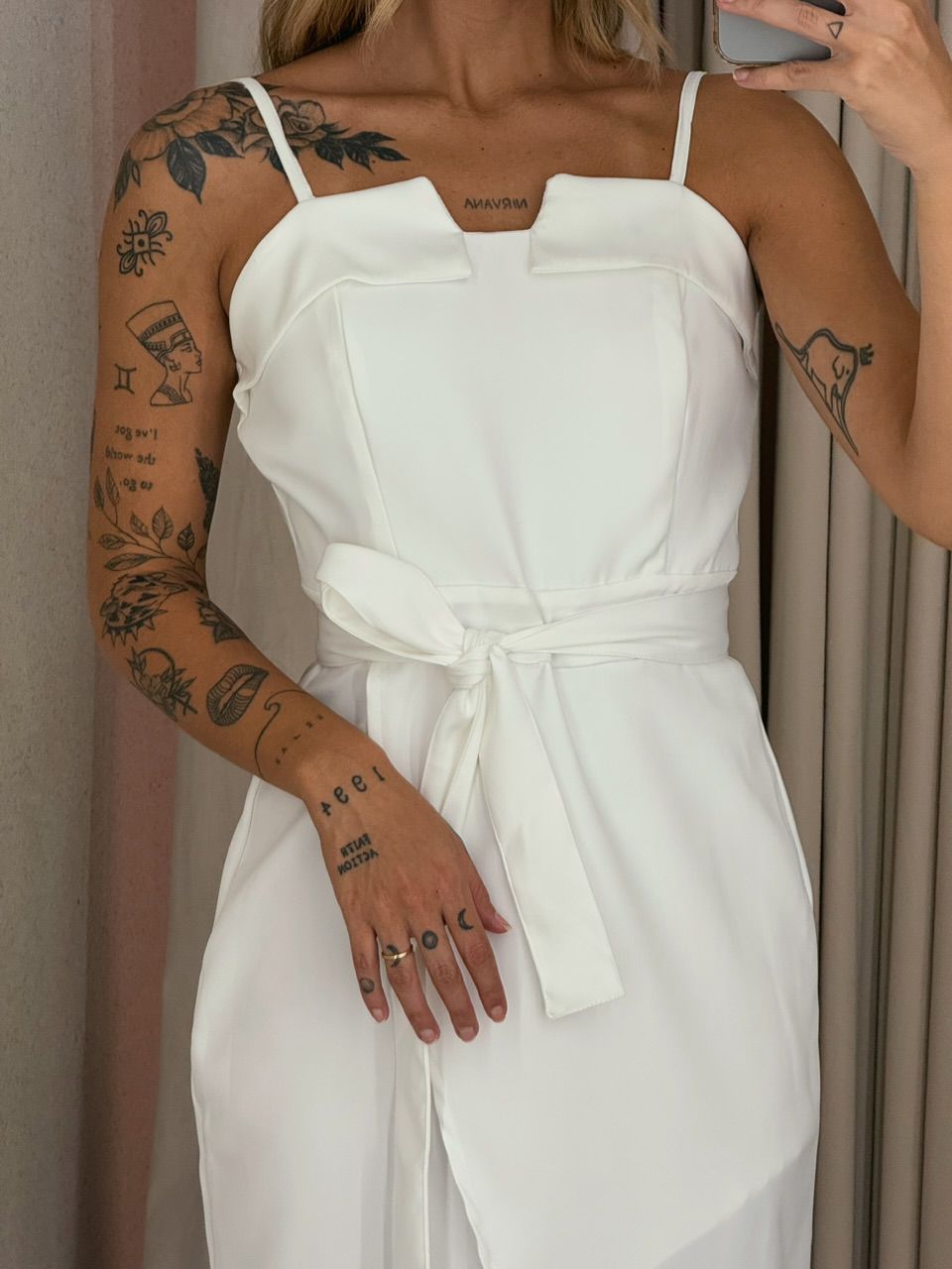 VESTIDO EUGÊNIA MIDI OFF