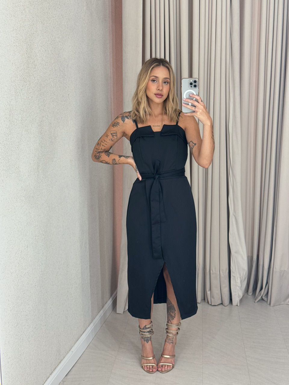VESTIDO EUGÊNIA MIDI PRETO - 0058800032 - CAROLLA FERRARO