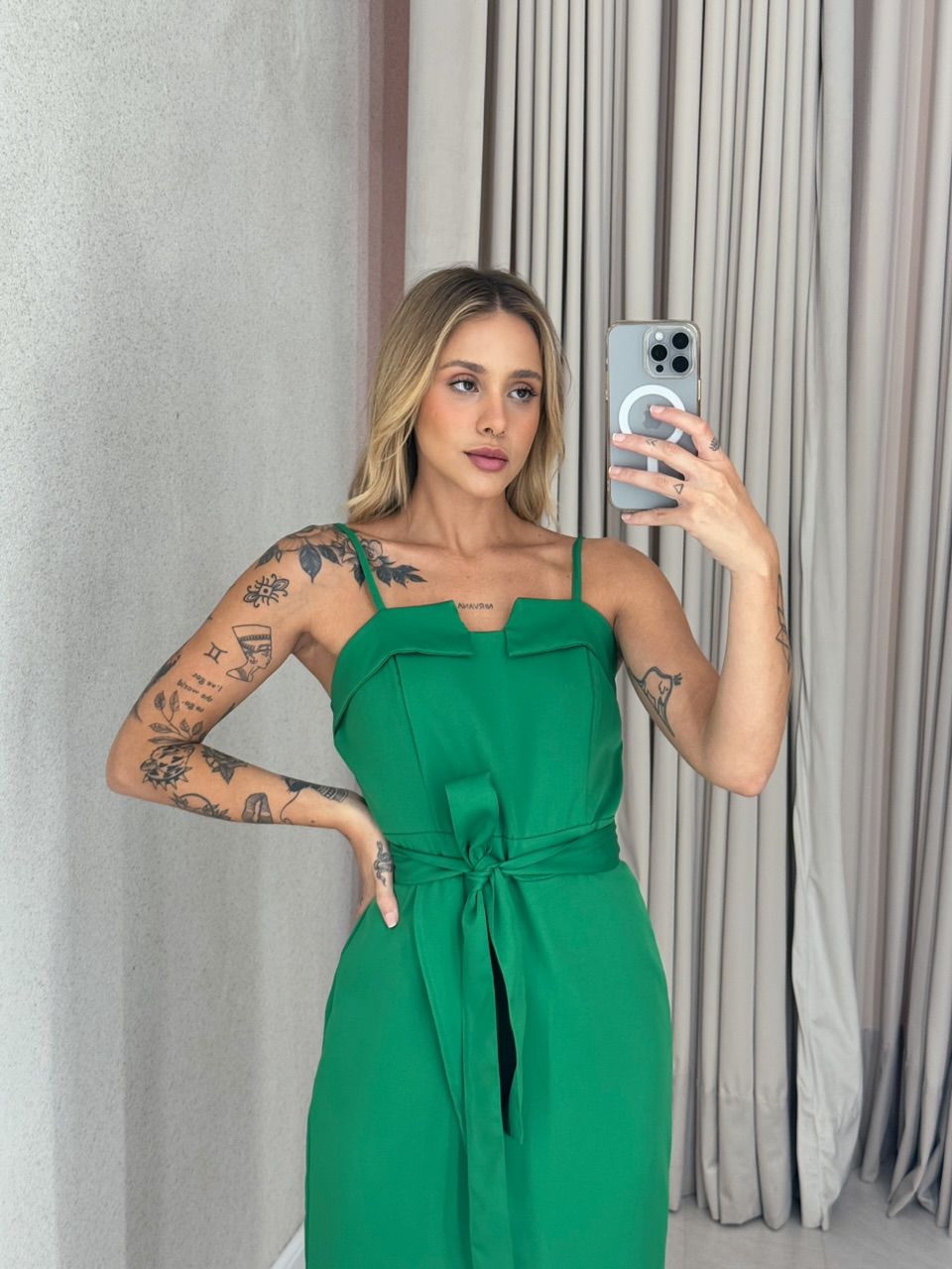 VESTIDO EUGÊNIA MIDI VERDE