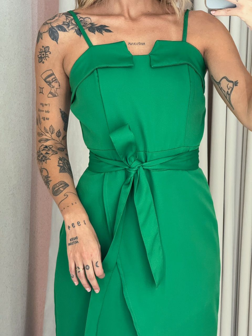 VESTIDO EUGÊNIA MIDI VERDE