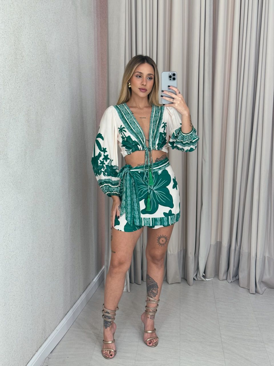 SHORT SAIA BEATRIZ estampada verde