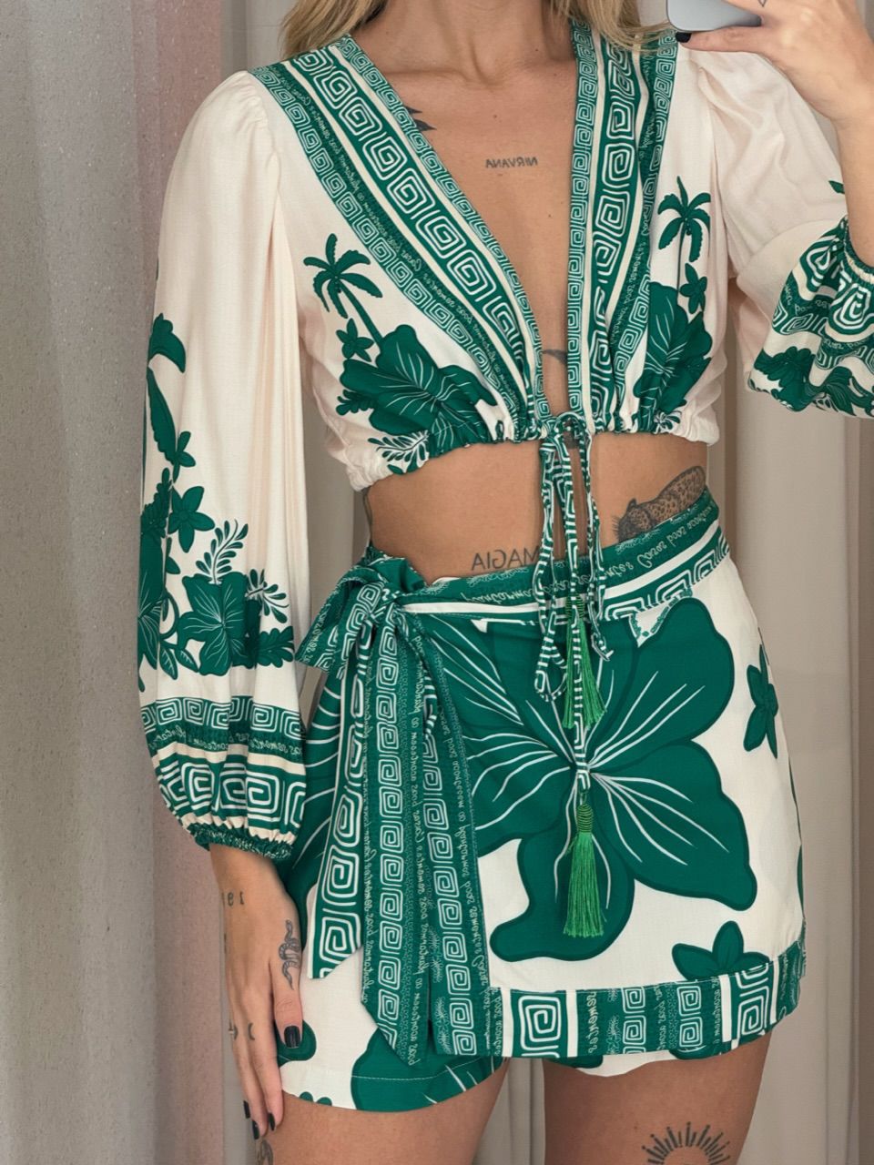 SHORT SAIA BEATRIZ estampada verde - 0060350014 - CAROLLA FERRARO