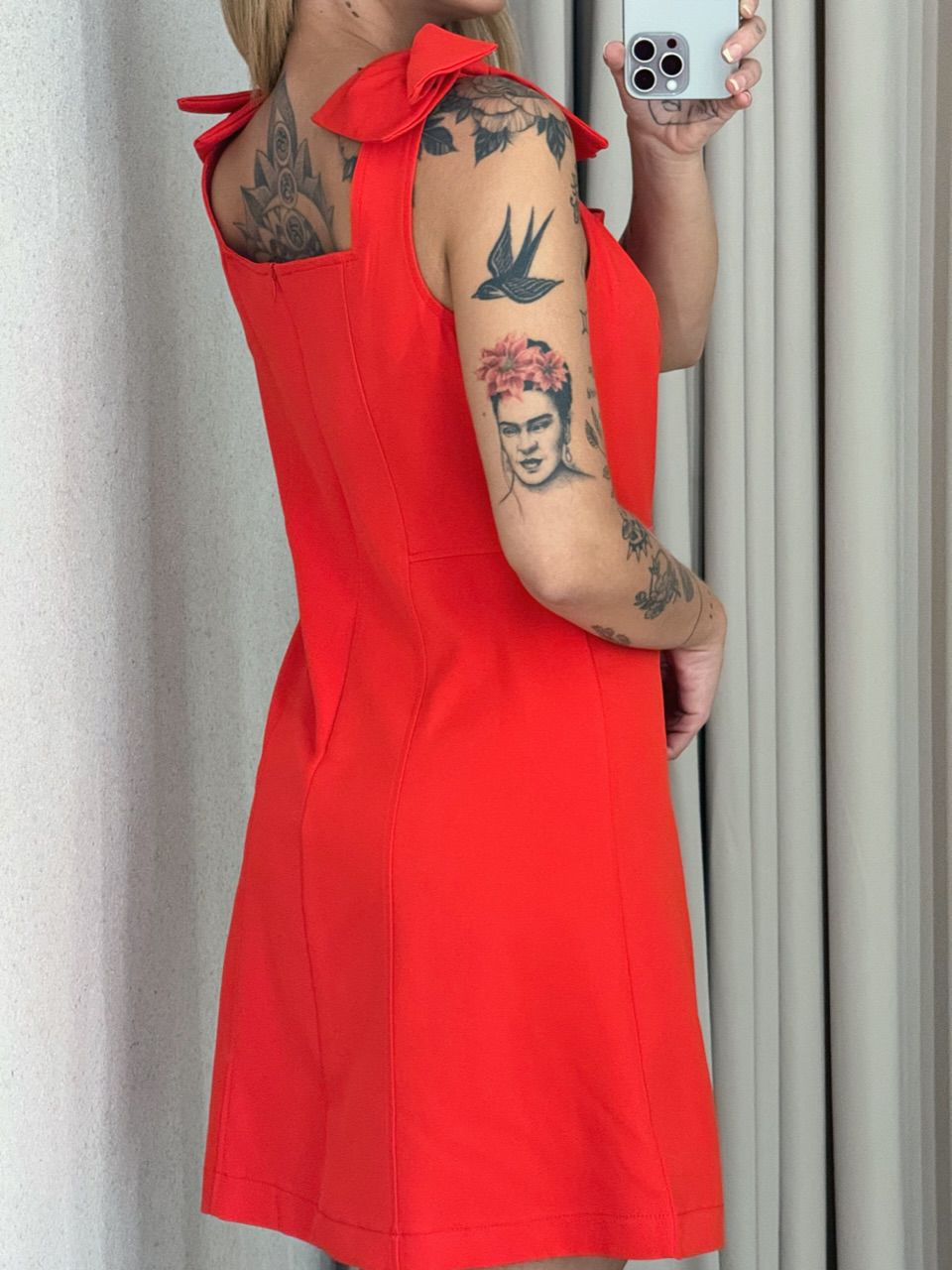 VESTIDO ANA JULIA LAÇO VERMELHO