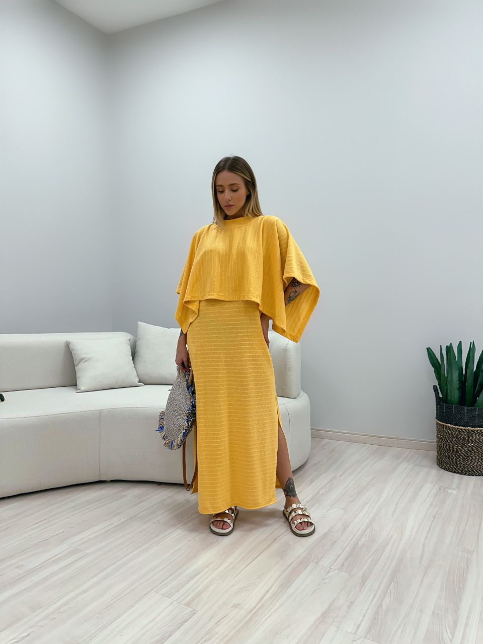 PONCHO CF MALHA AMARELO