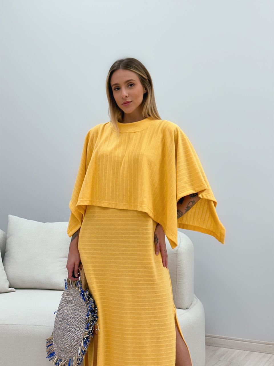 PONCHO CF MALHA AMARELO - 0049000111 - CAROLLA FERRARO