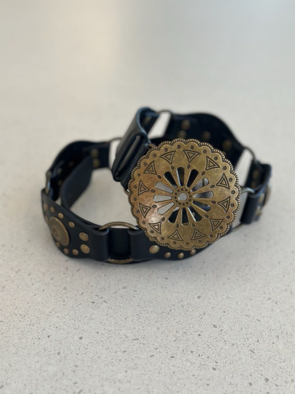 CINTO thayna BOHO PRETO/DOURADO - 0061590231 - CAROLLA FERRARO
