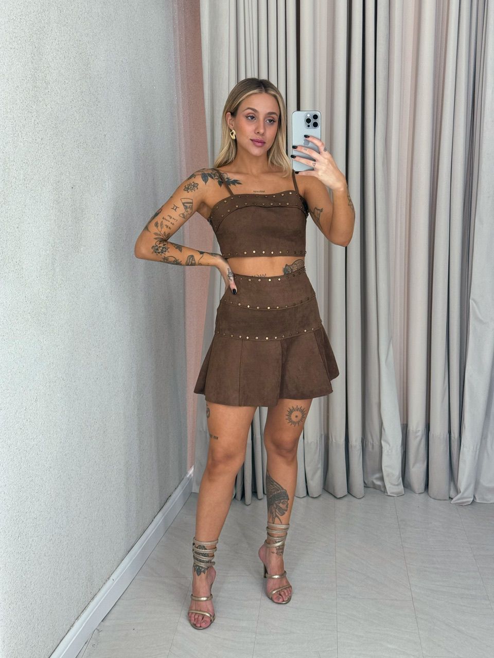 CONJUNTO DALLAS SAIA MARROM