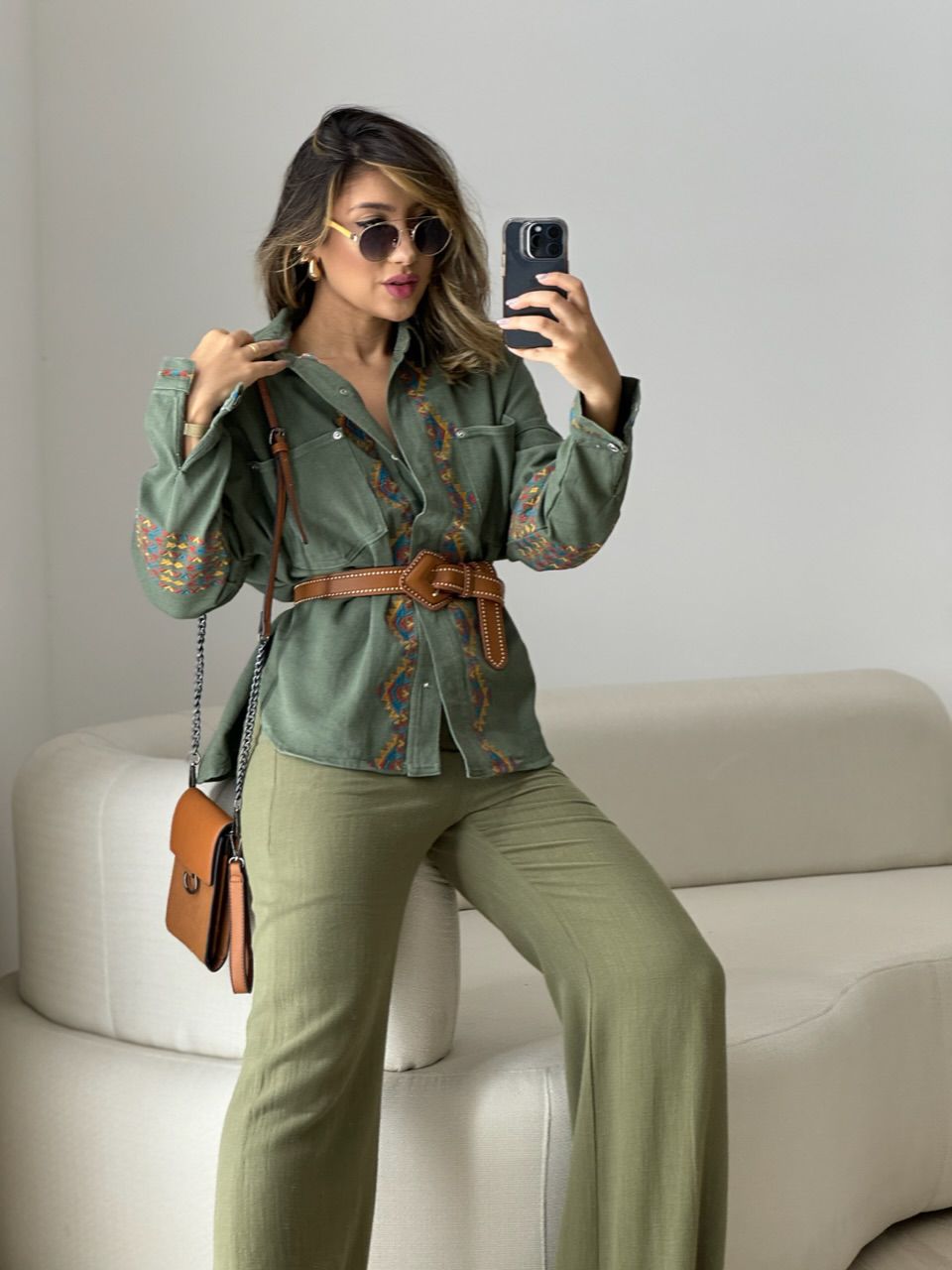 JAQUETA BORDADA ÉTNICA MILITAR