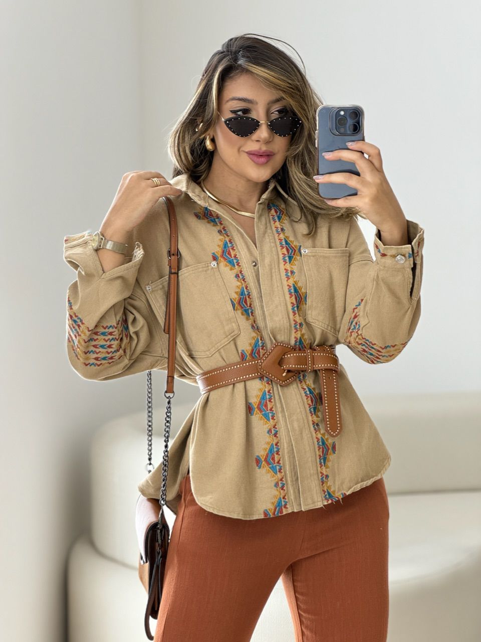 JAQUETA BORDADA ÉTNICA NUDE - 0049950049 - CAROLLA FERRARO