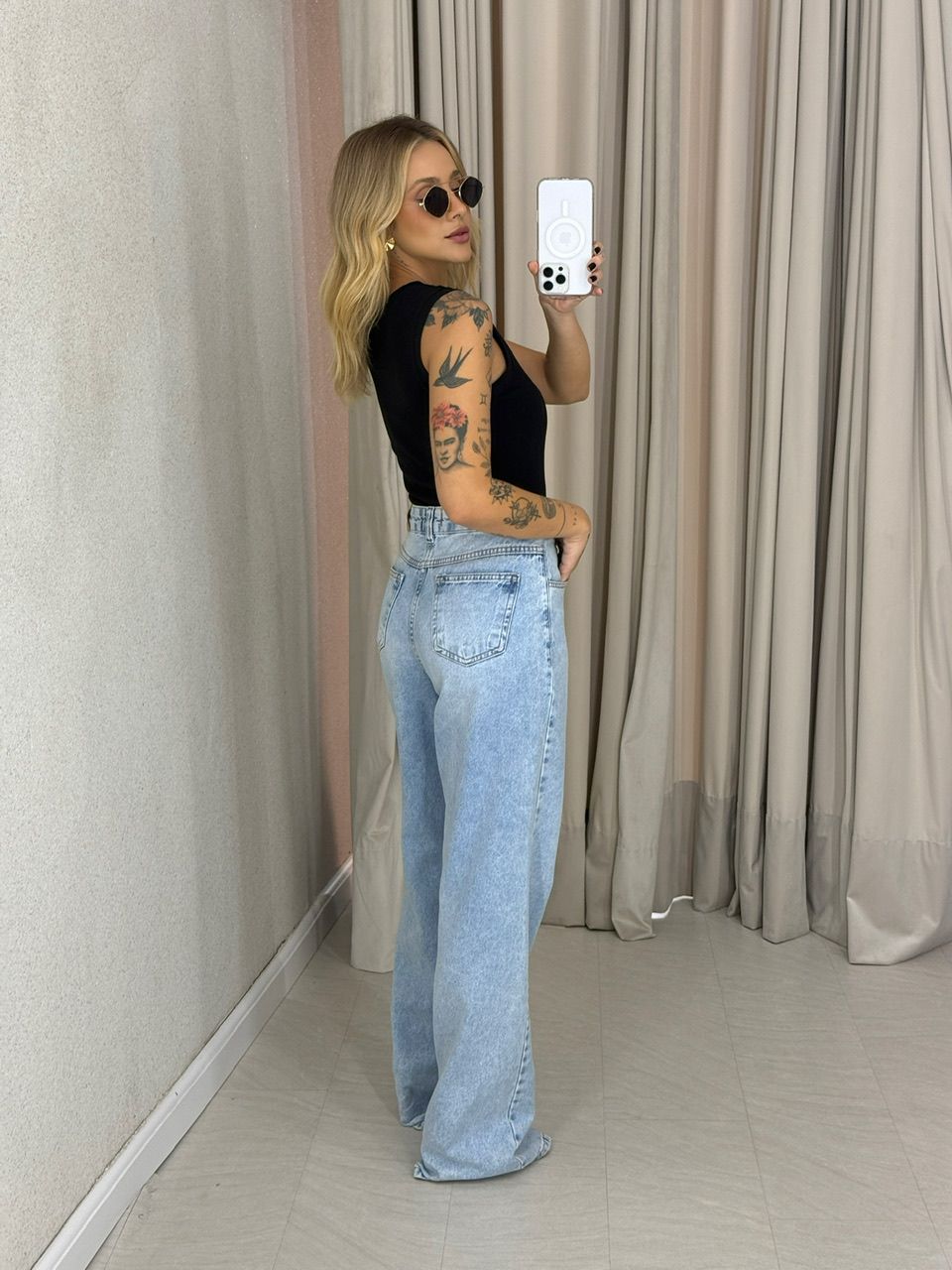 BLUSA ALESSANDRA CAVADA PRETA