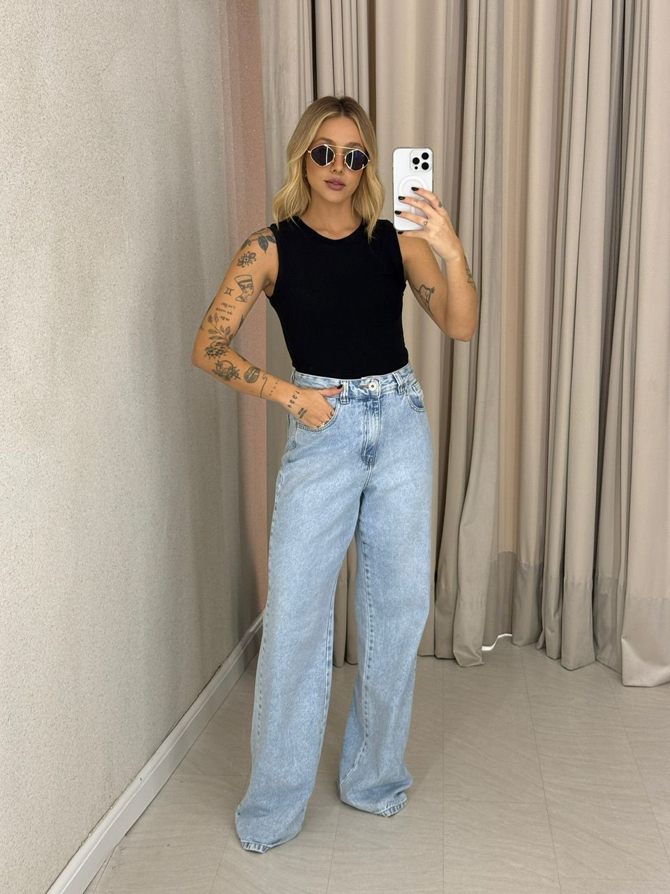 BLUSA ALESSANDRA CAVADA PRETA