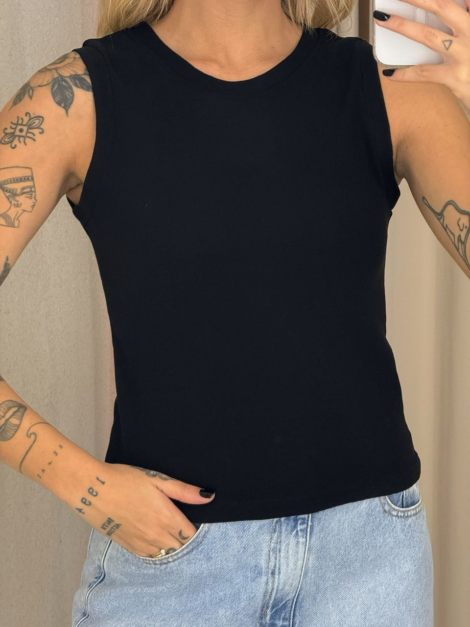 BLUSA ALESSANDRA CAVADA PRETA