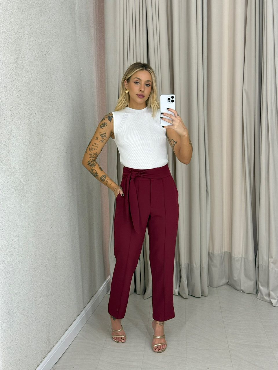 CALÇA PAOLA AMARRAÇÃO CHERRY RED