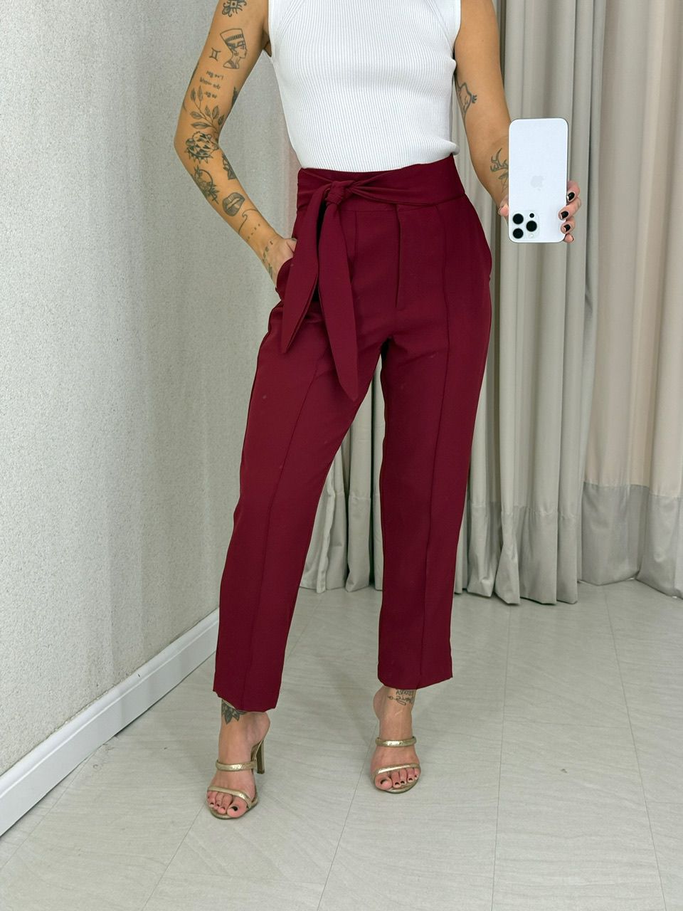 CALÇA PAOLA AMARRAÇÃO CHERRY RED - 0062490330 - CAROLLA FERRARO