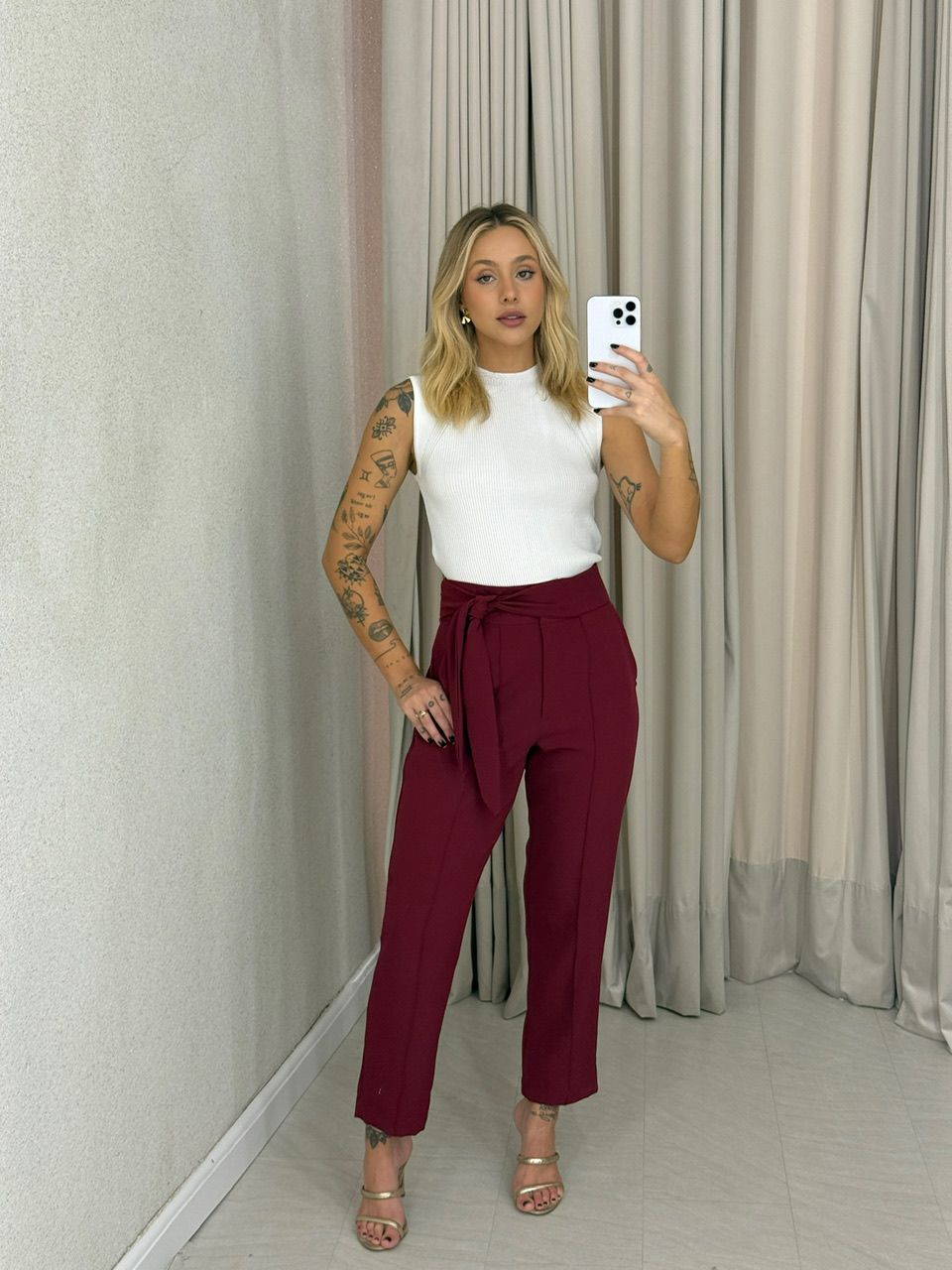 CALÇA PAOLA AMARRAÇÃO CHERRY RED