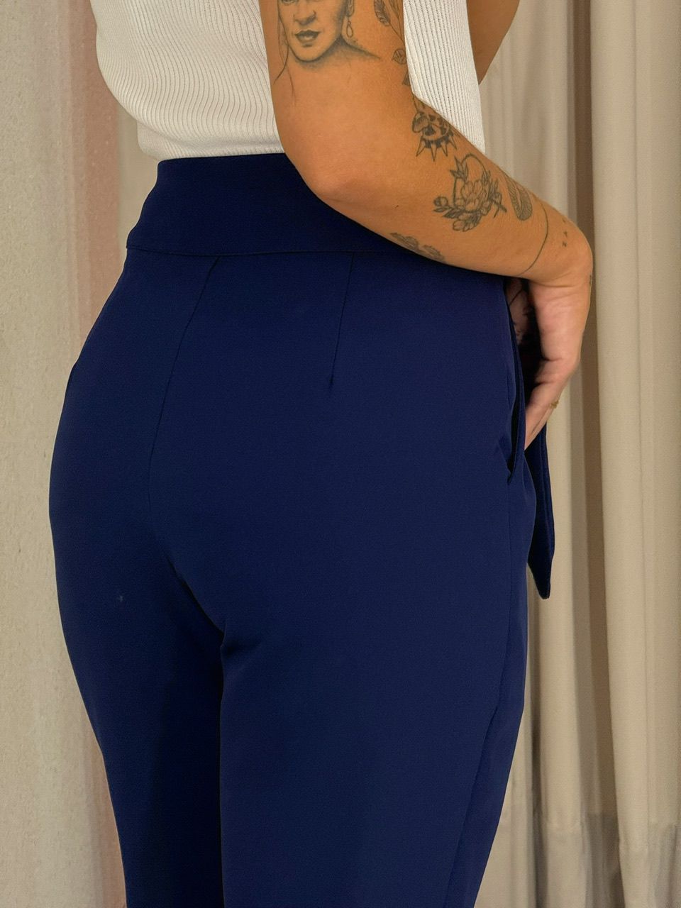 CALÇA PAOLA AMARRAÇÃO MARINHO