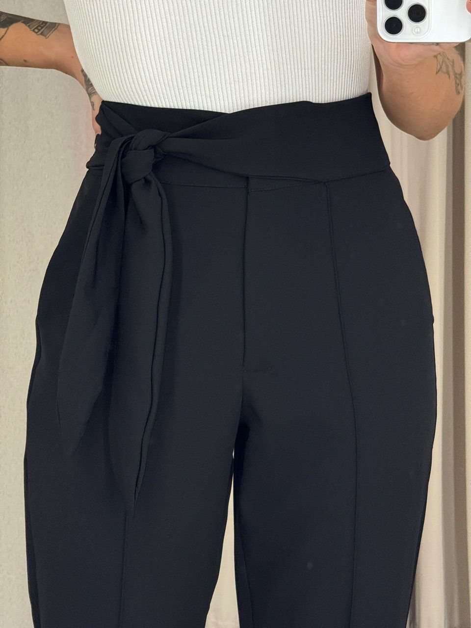CALÇA PAOLA AMARRAÇÃO PRETA