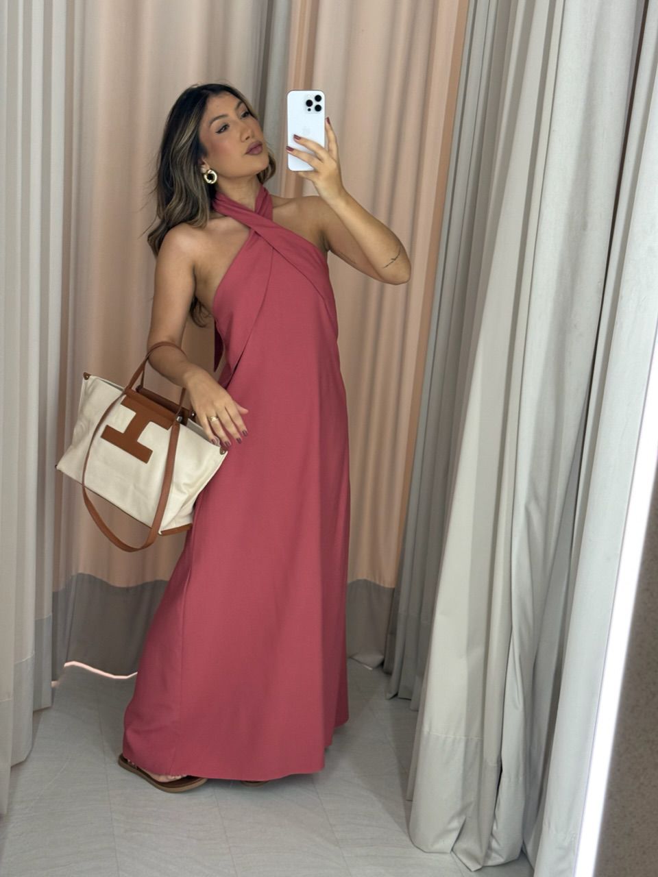 VESTIDO DAMARIS COSTAS ABERTAS GOIABA - 0064660073 - CAROLLA FERRARO